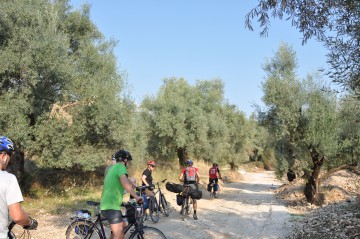 Per Rad die griechischen Inseln erkunden